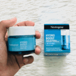 Neutrogena Hydro Boost Water Gel oil-free moisturizer for oily and acne-prone skin providing lightweight hydration in Sri Lanka.