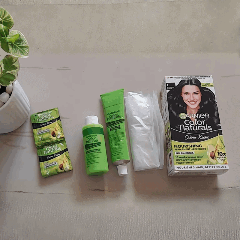 Garnier Color Naturals Hair Color Kit Full Contents Display